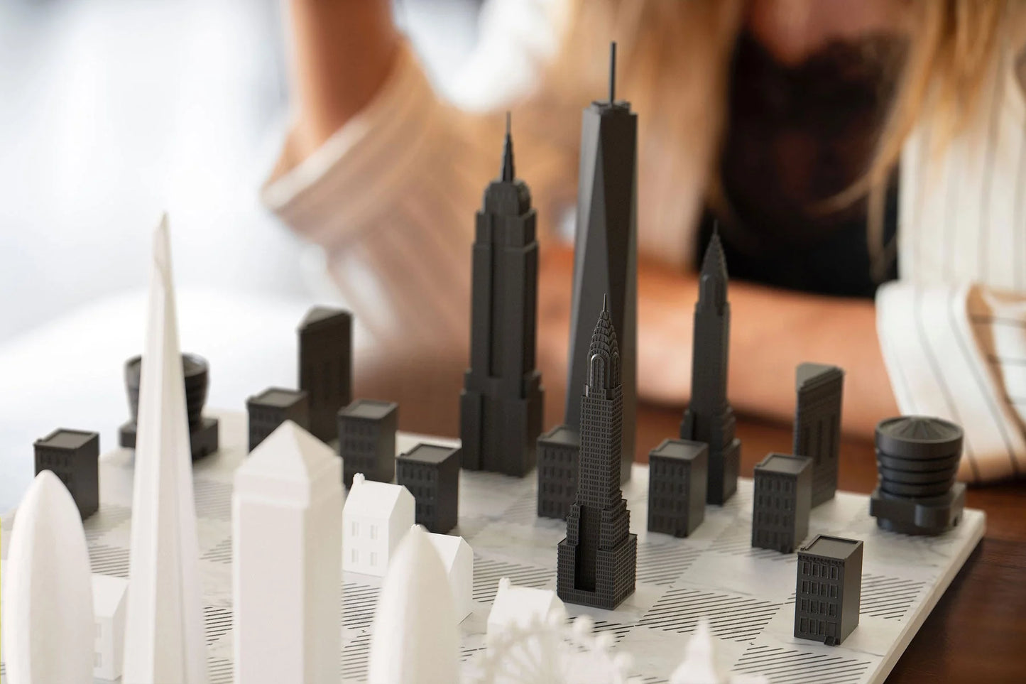 NEW YORK CITY VS. LONDON SPECIAL EDITION CHESS SET